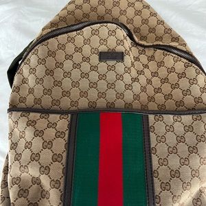 Gucci 3 stripe GG canvas backpack 🎒
